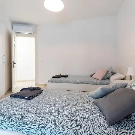 Apartment Cyv - Sea, Sun And Pool Combined