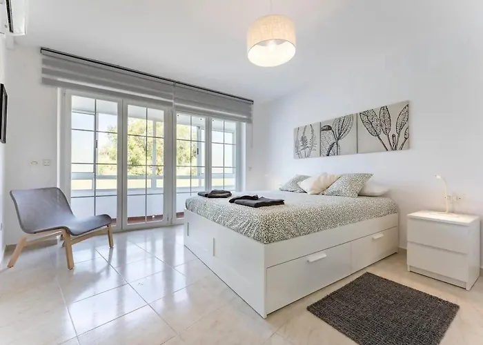 Cyv - Sea, Sun And Pool Combined Apartment